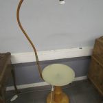 680 1242 FLOOR LAMP